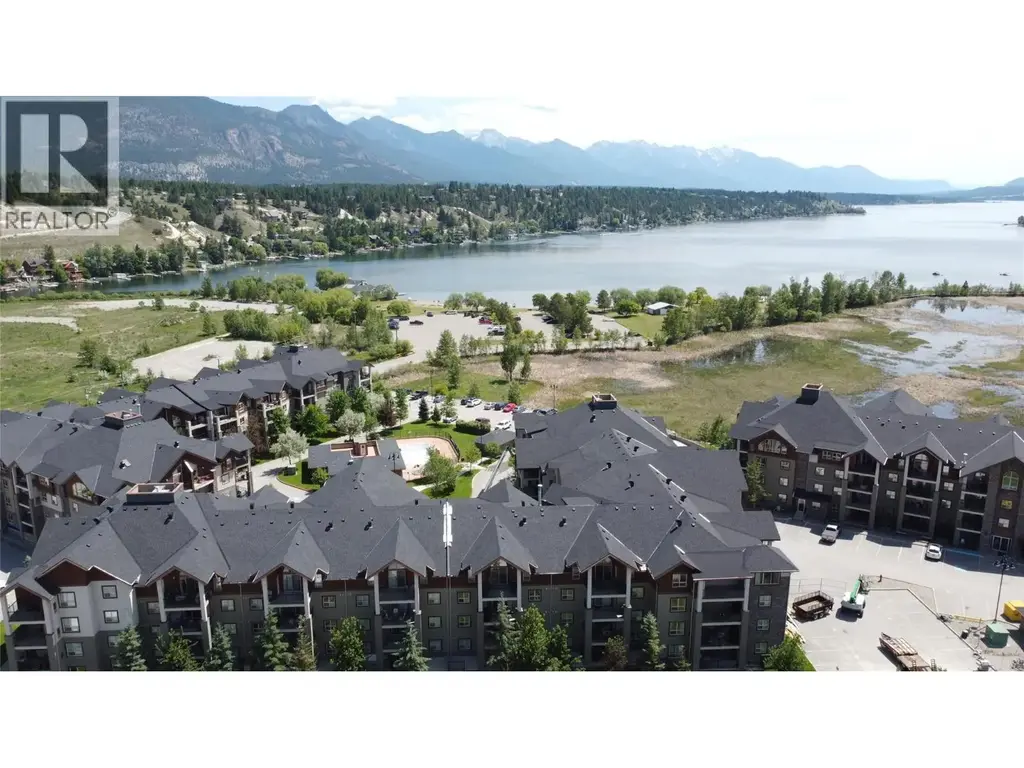 205 Third Avenue Unit# 3302, Invermere